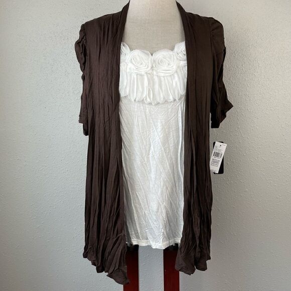NWT AGV Brown and White Cardigan Style Top Size M - Picture 1 of 8